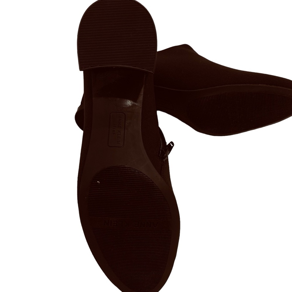 NWOB Anne Klein Ankle Bootie